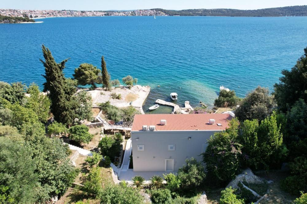 Villa en Ciovo, Croacia, 350 m² - imagen 13