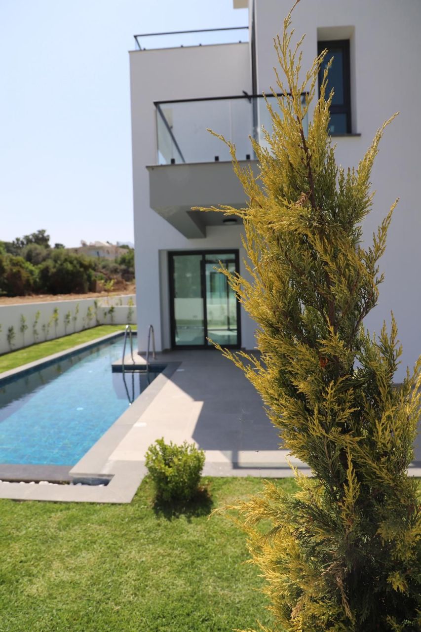 Villa en Kyrenia, Chipre, 230 m² - imagen 8