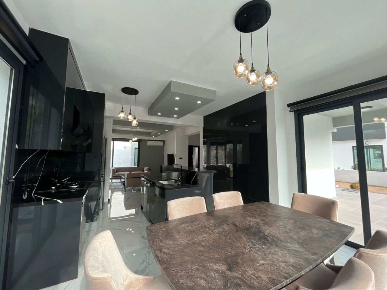 Villa en Kyrenia, Chipre, 230 m² - imagen 18