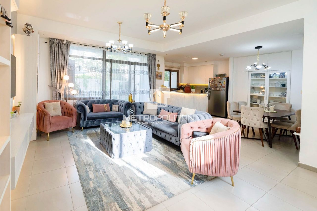 Townhouse a Dubai, EAU, 191 m² - foto 1