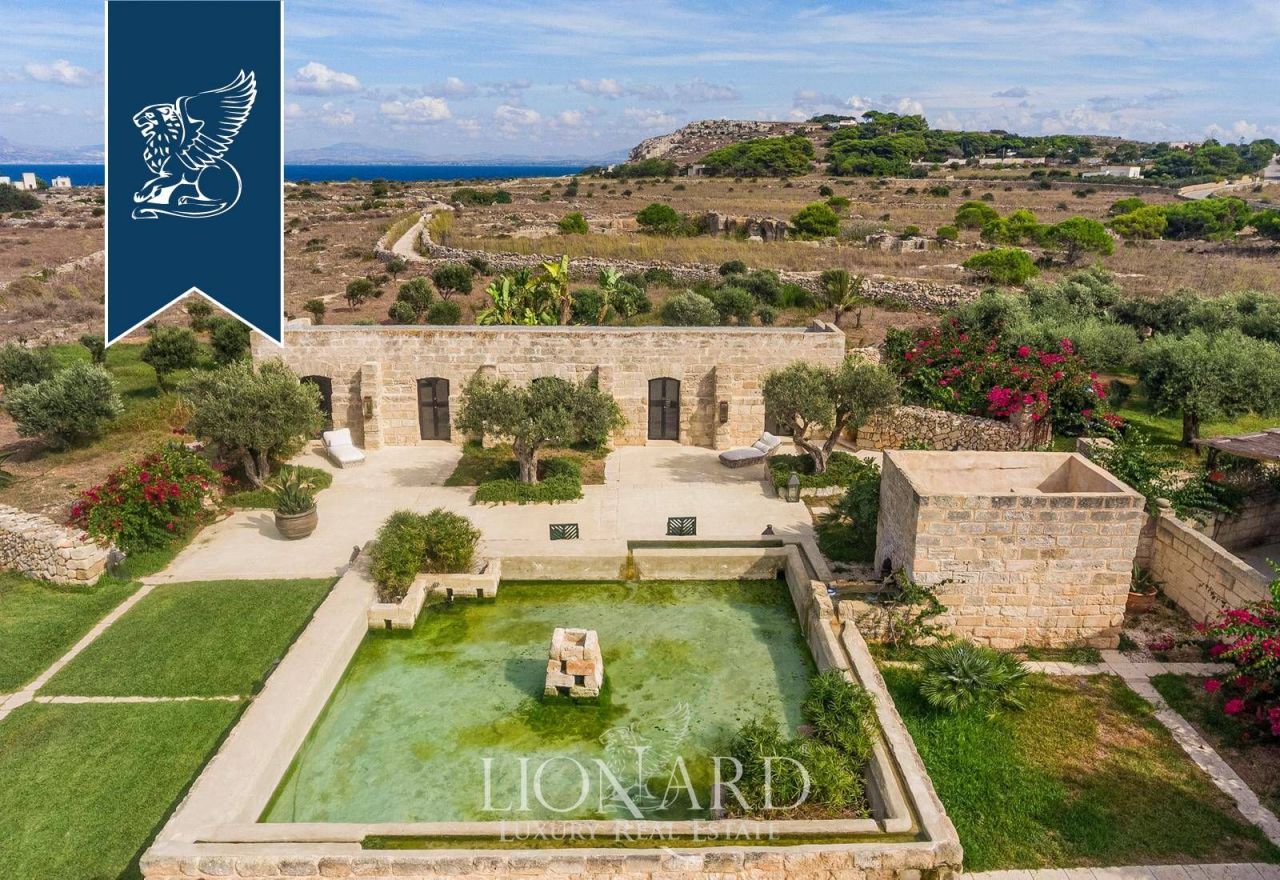 Hotel in Favignana, Italy, 620 m² - picture 2