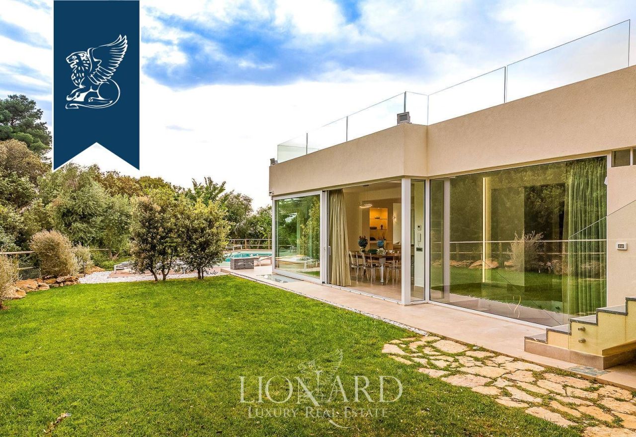 Villa in Marsala, Italy, 200 m² - picture 4