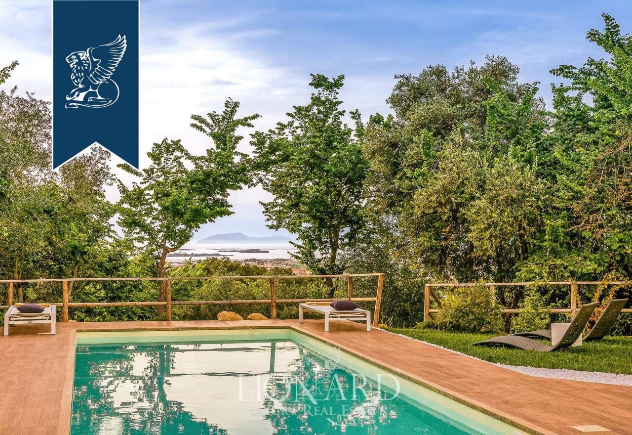 Villa in Marsala, Italy, 200 m² - picture 11