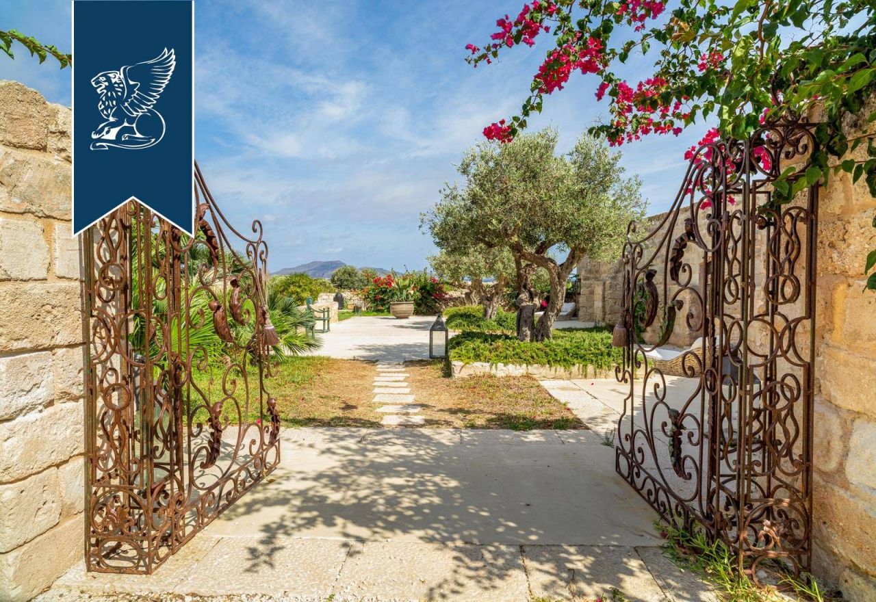 Hotel in Favignana, Italy, 620 m² - picture 11