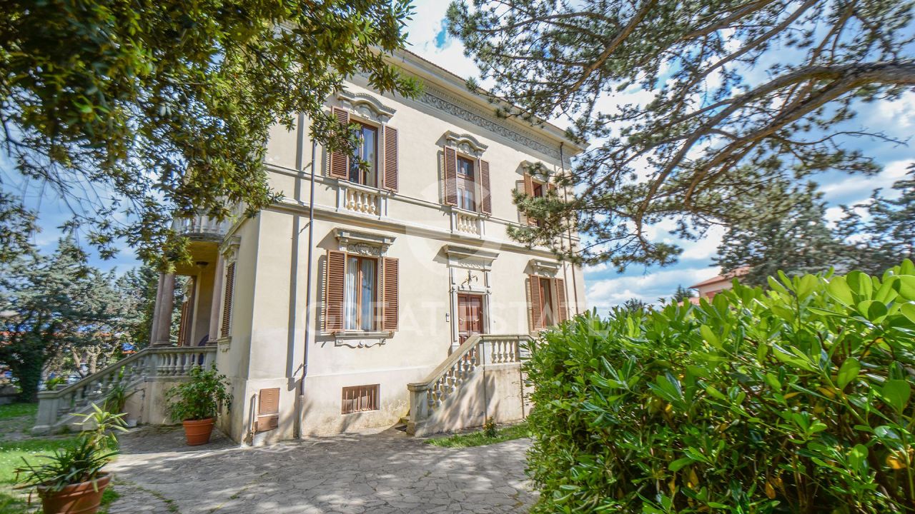 Haus in Amelia, Italien, 479.75 m² - Foto 1