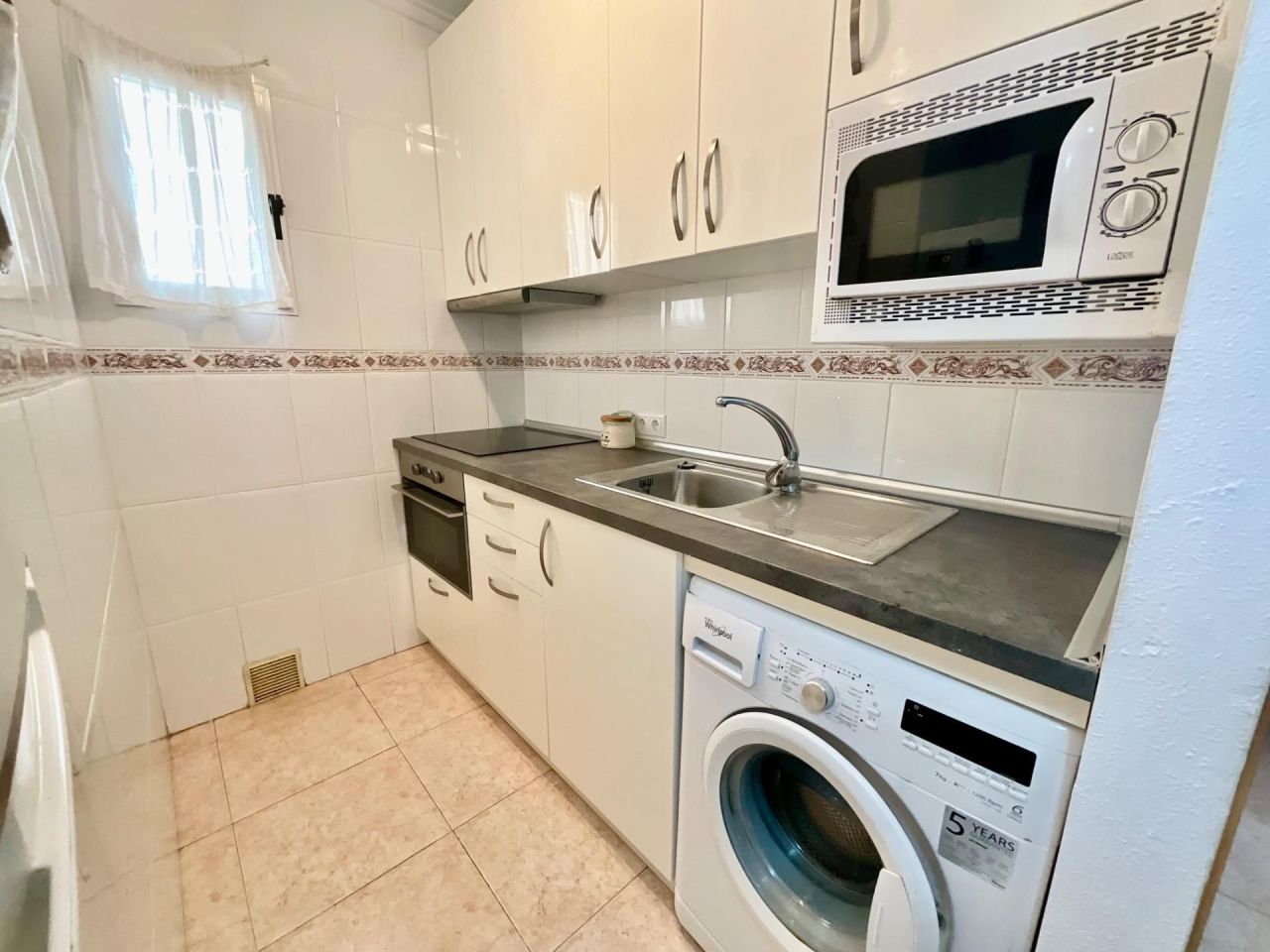 Flat in Torrevieja, Spain, 60 m² - picture 10