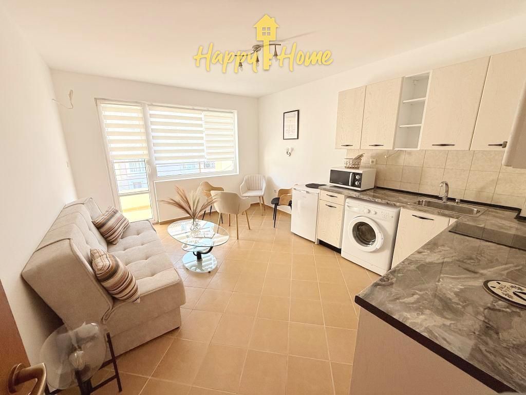 Appartement à Slantchev Briag, Bulgarie, 84 m² - image 1