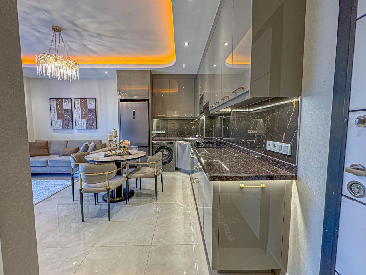 Flat in Alanya, Turkey, 55 m² - picture 2