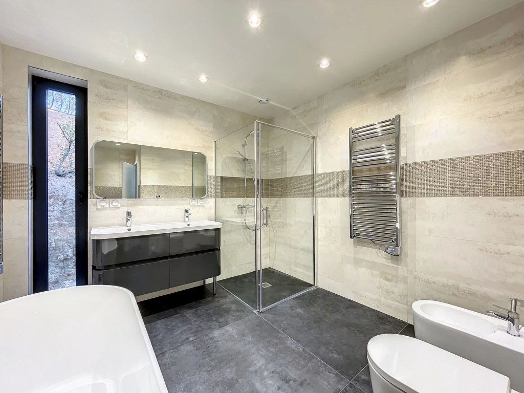 Villa à Théoule-sur-Mer, France, 200 m² - image 16