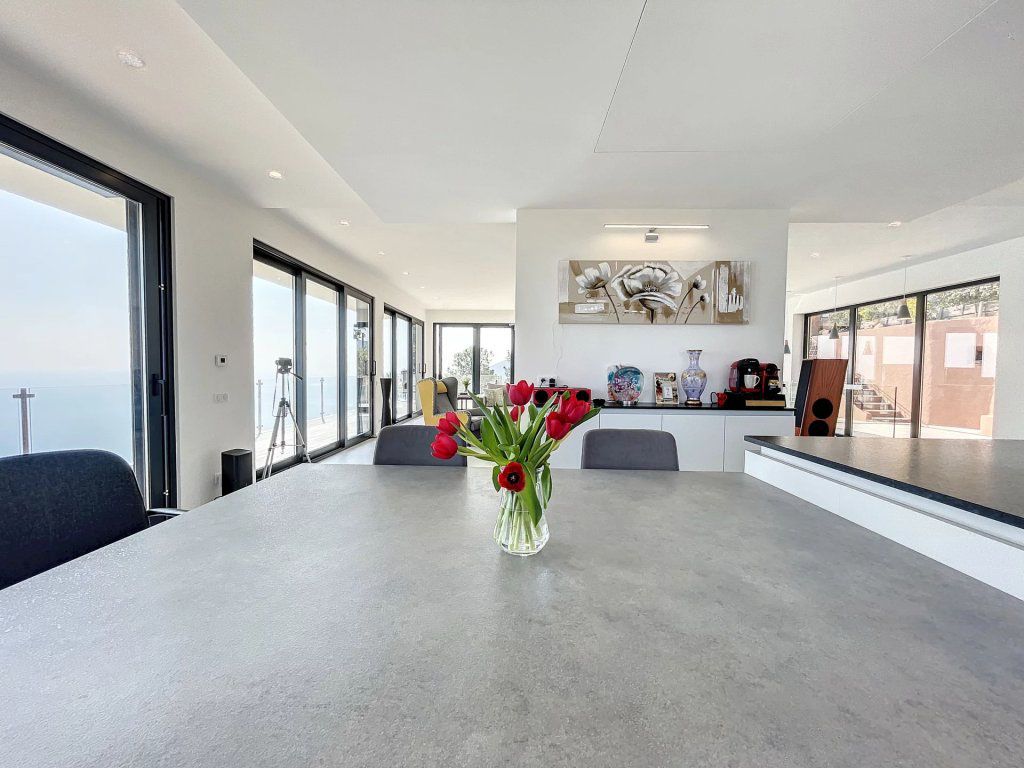 Villa à Théoule-sur-Mer, France, 200 m² - image 13