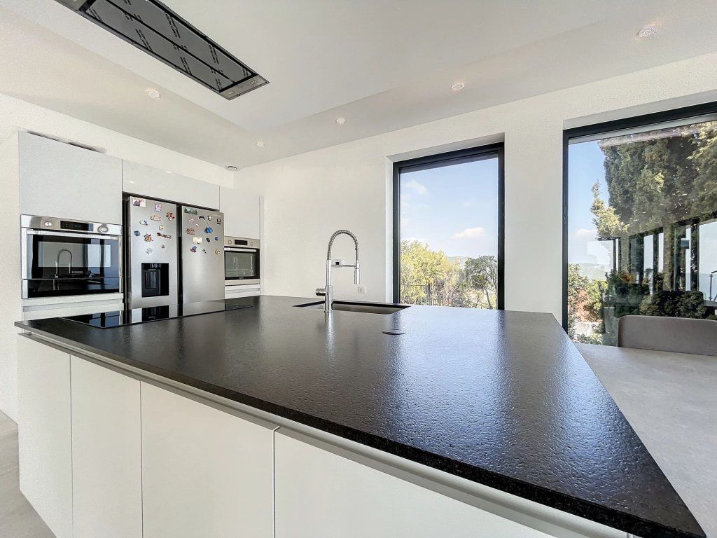 Villa à Théoule-sur-Mer, France, 200 m² - image 10