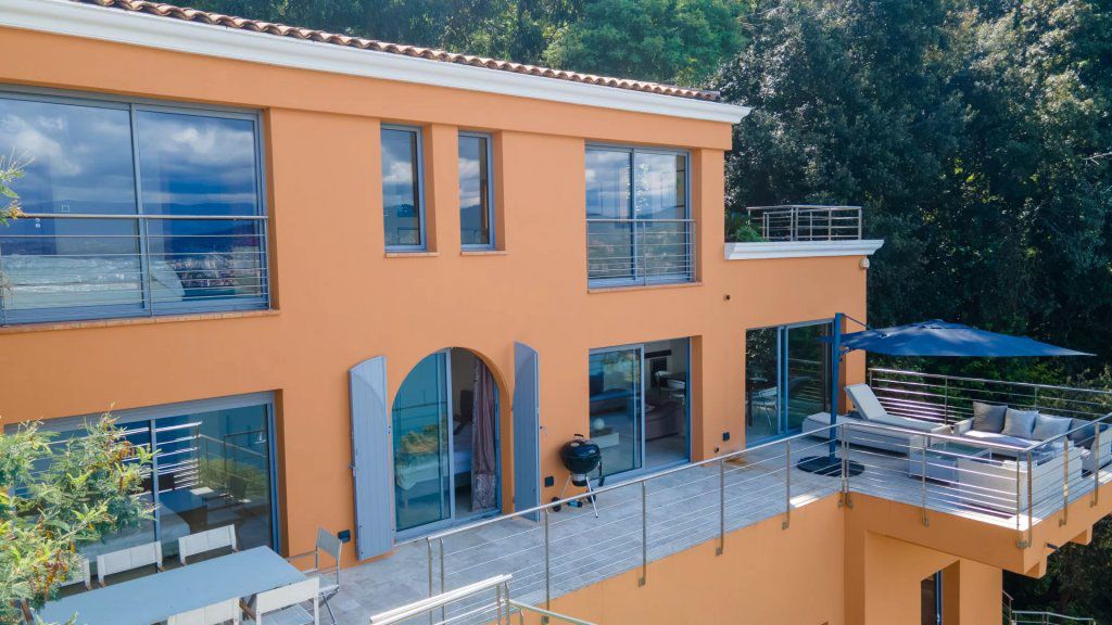 Villa à Théoule-sur-Mer, France, 200 m² - image 3