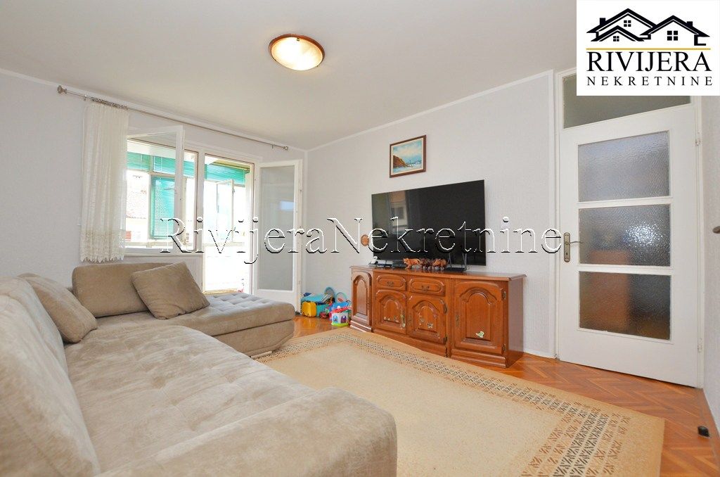 Appartamento a Herceg-Novi, Montenegro, 60 m² - foto 1