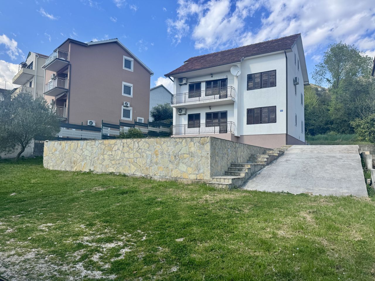Maison à Tivat, Monténégro, 162 m² - image 1