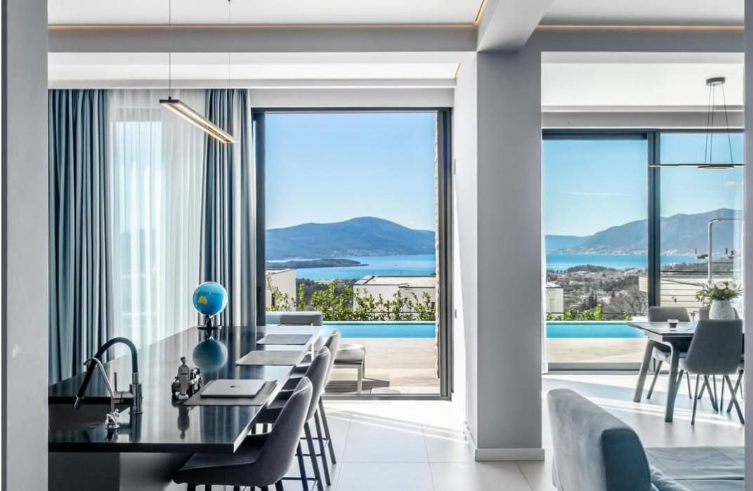 Casa en Kotor, Montenegro, 200 m² - imagen 2