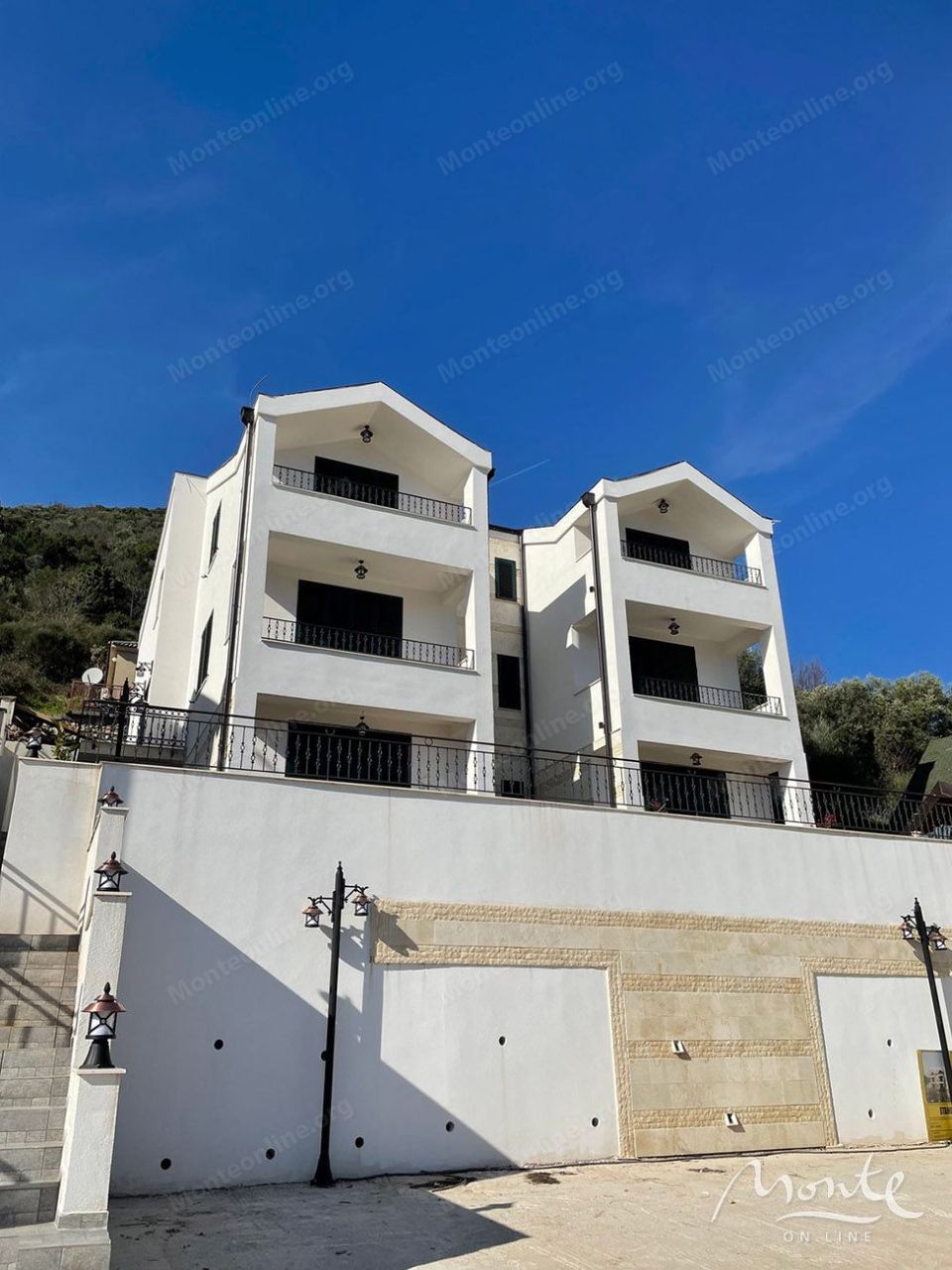 Appartement à Herceg-Novi, Monténégro, 48 m² - image 1