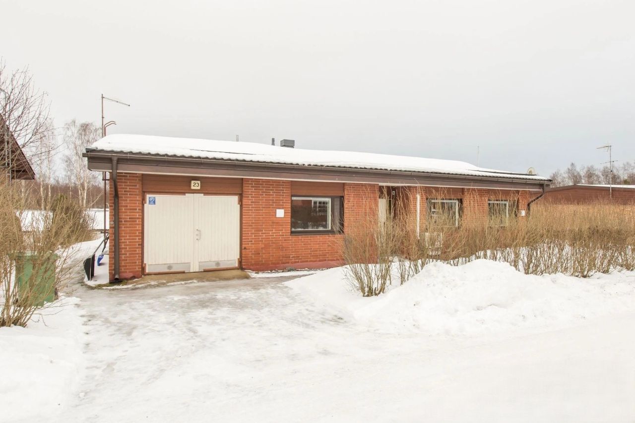 Casa en Mikkeli, Finlandia, 107 m² - imagen 1