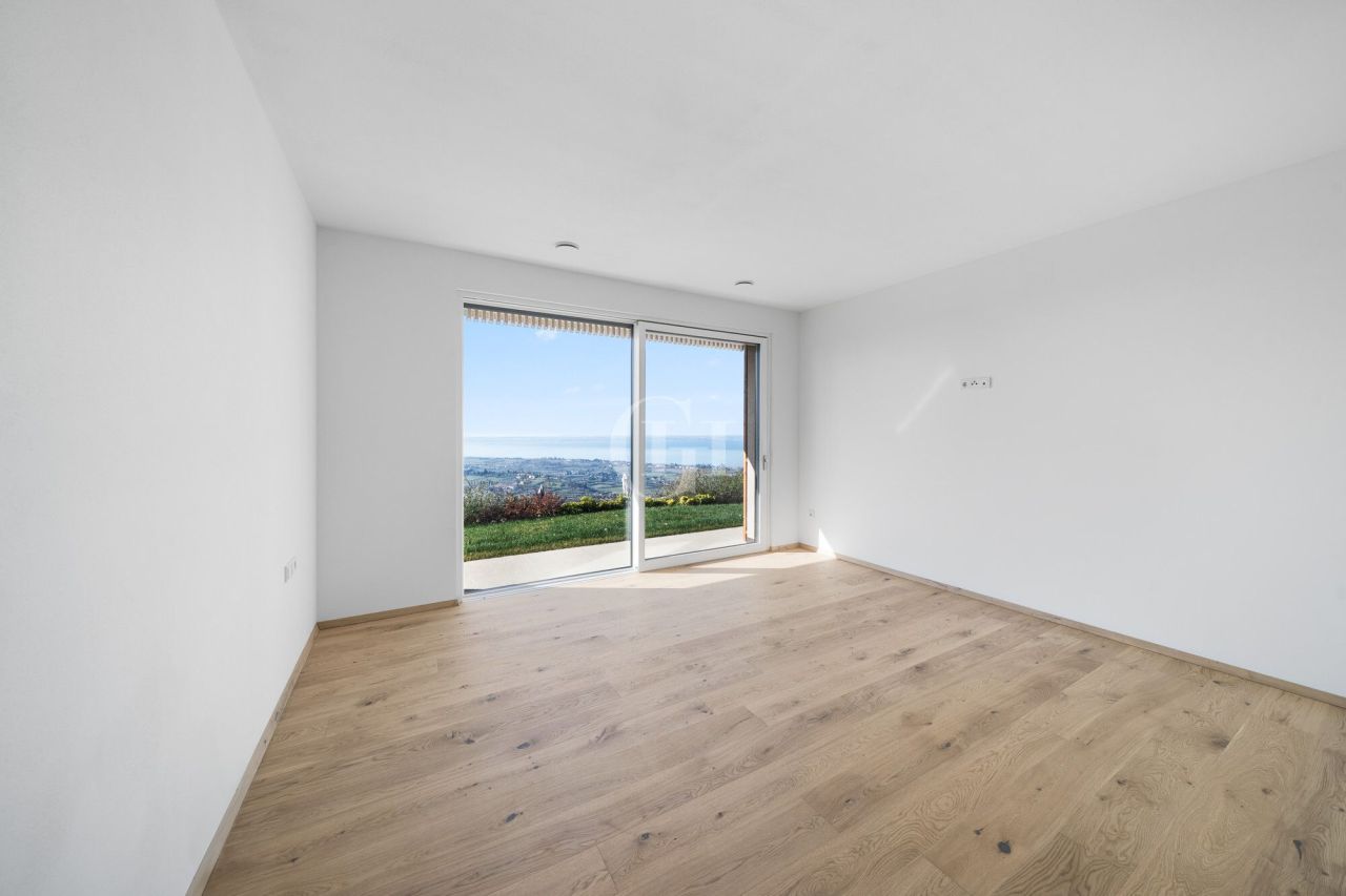 Villa sul Lago di Garda, Italia, 402 m² - foto 13