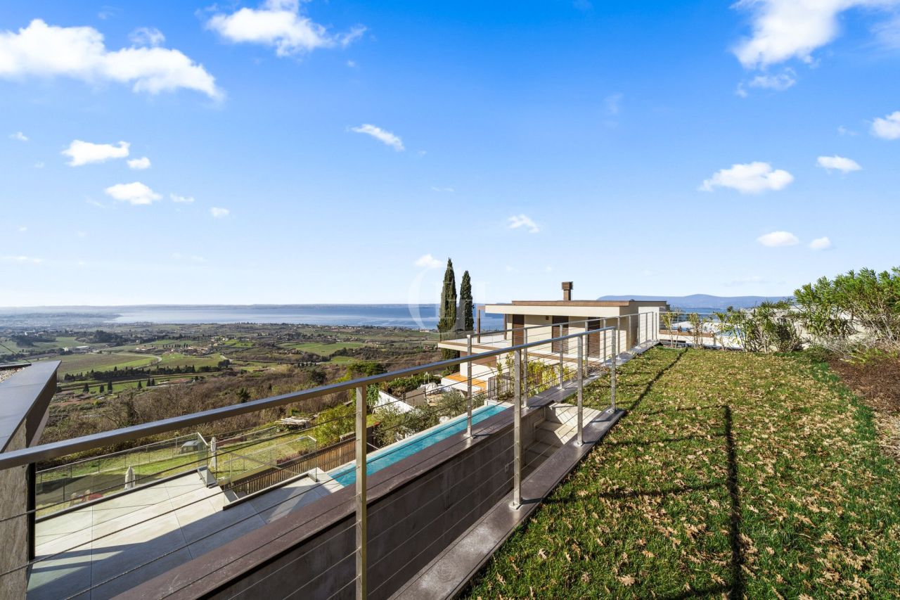 Villa sul Lago di Garda, Italia, 402 m² - foto 4