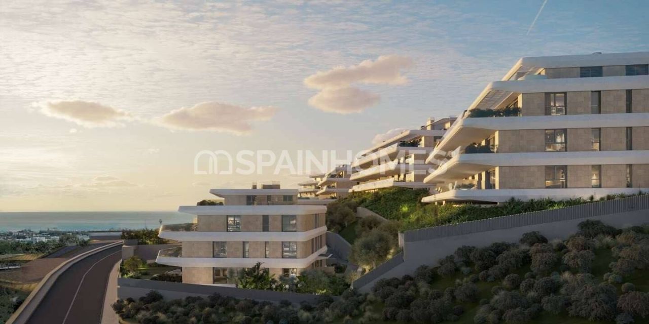 Appartement à Estepona, Espagne, 125 m² - image 1