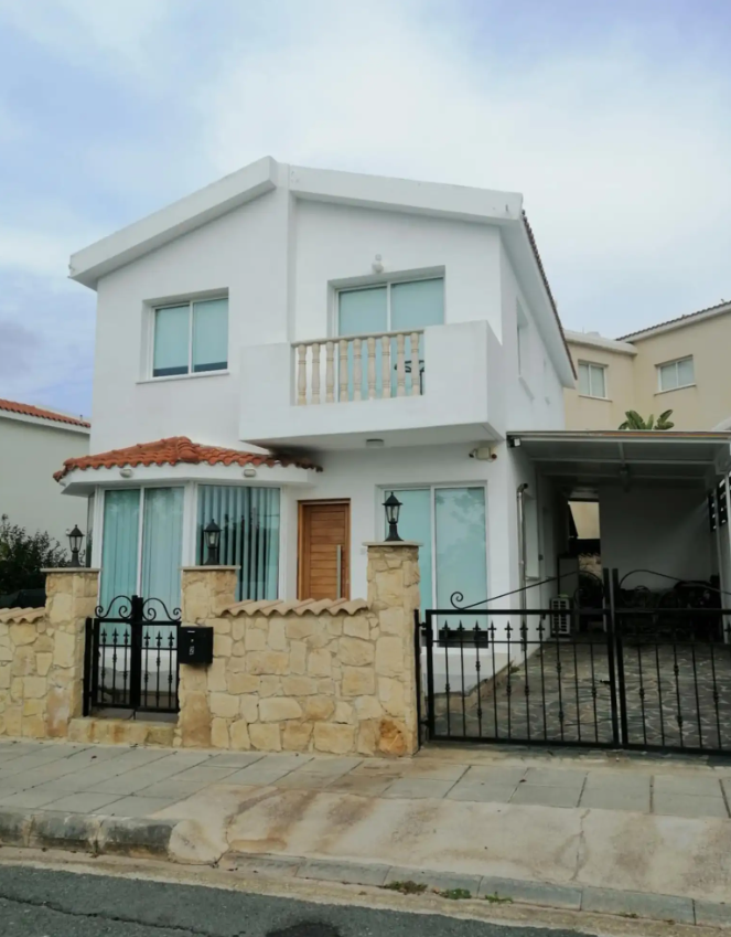 House in Tala, Cyprus - picture 1