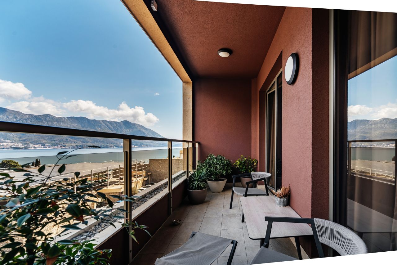Wohnung in Becici, Montenegro, 79 m² - Foto 1