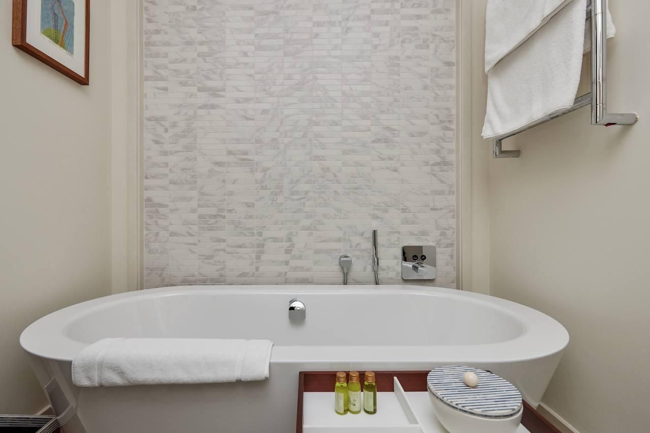 Piso en Tivat, Montenegro, 192 m² - imagen 11