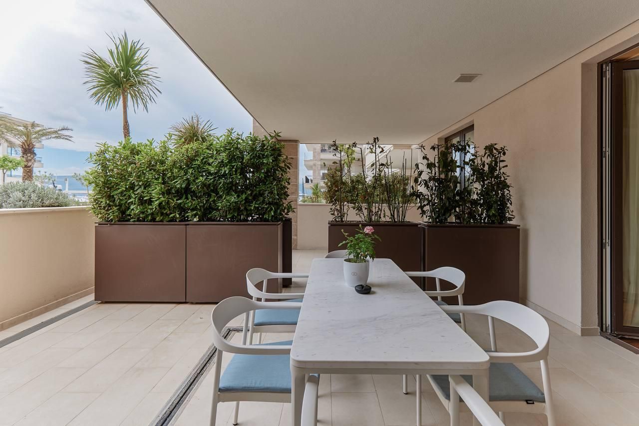 Piso en Tivat, Montenegro, 192 m² - imagen 15