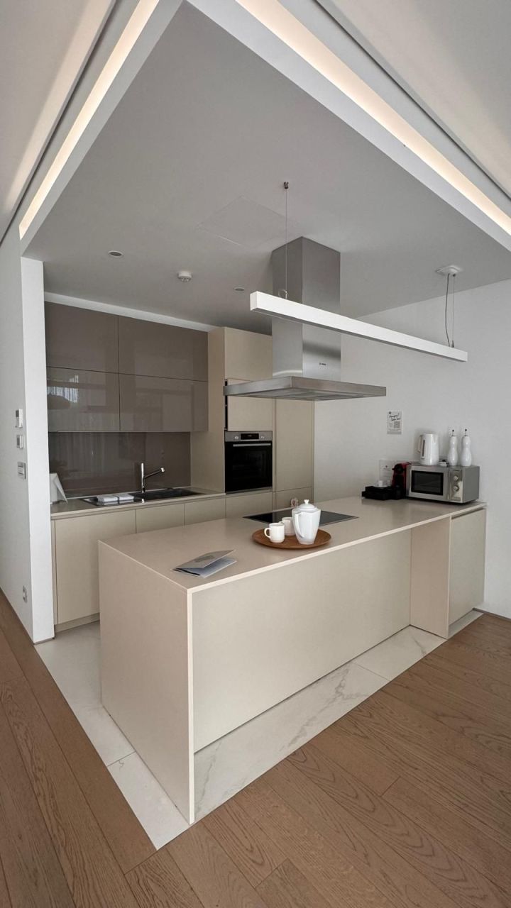 Piso en Budva, Montenegro, 158 m² - imagen 2