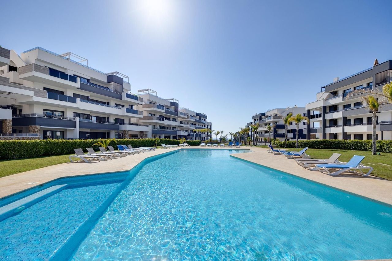 Apartamento en Orihuela Costa, España, 78 m² - imagen 1