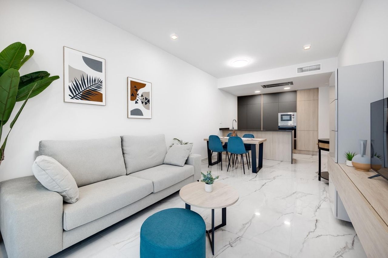 Apartment in Orihuela Costa, Spain, 78 m² - picture 8