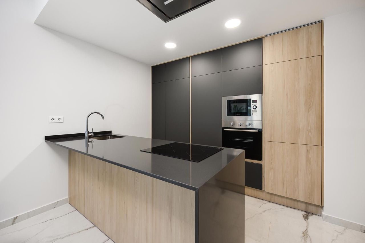 Apartment in Orihuela Costa, Spain, 78 m² - picture 12