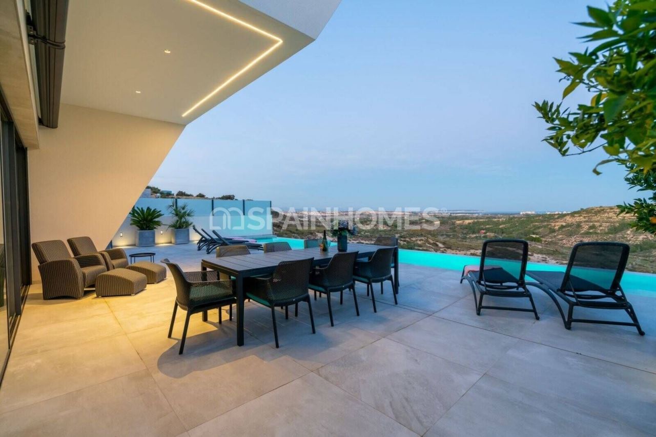 Villa en Rojales, España, 250 m² - imagen 1