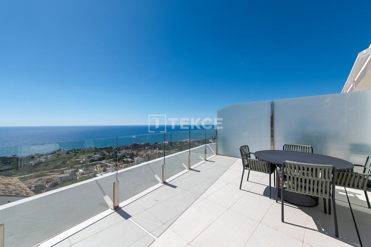 Apartment in Benalmadena, Spain, 236 m² - picture 1