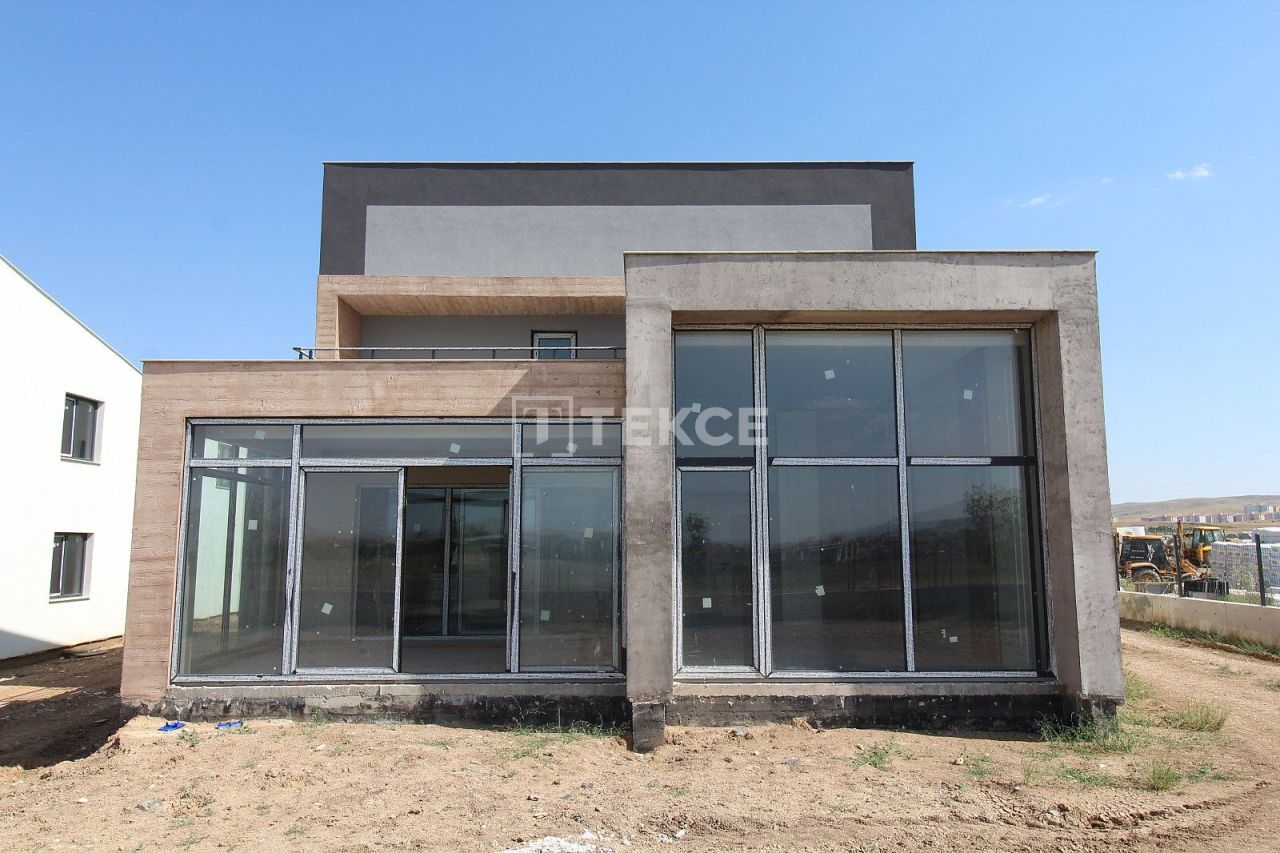 Villa in Sincan, Turkey, 210 m² - picture 1