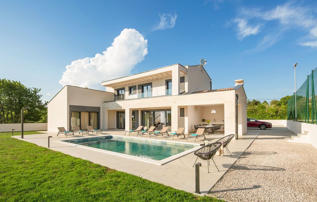 Villa à Labin, Croatie, 232 m² - image 1