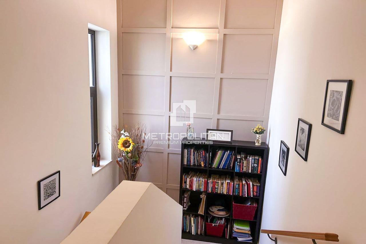 Townhouse a Dubai, EAU, 222 m² - foto 7