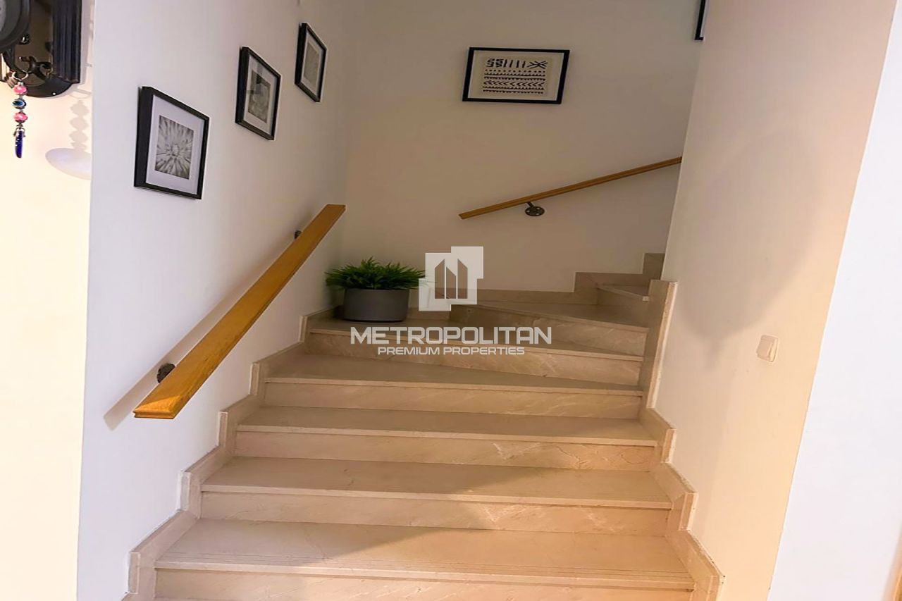 Townhouse a Dubai, EAU, 222 m² - foto 8