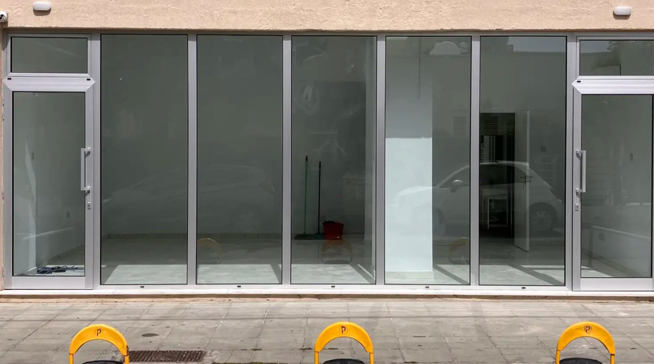 Shop in Agia Trias, Cyprus - picture 1