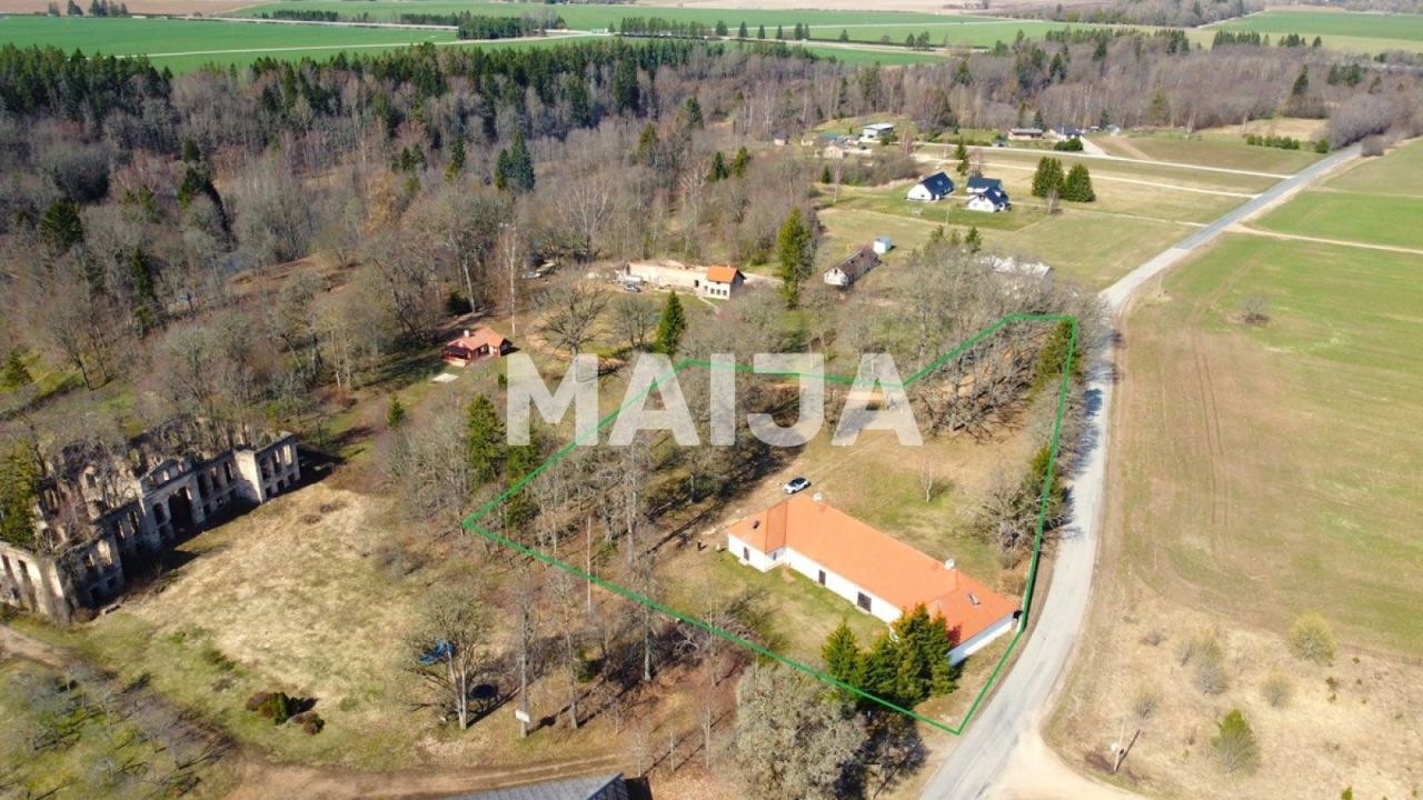 House Pada küla, Estonia, 390.3 m² - picture 1