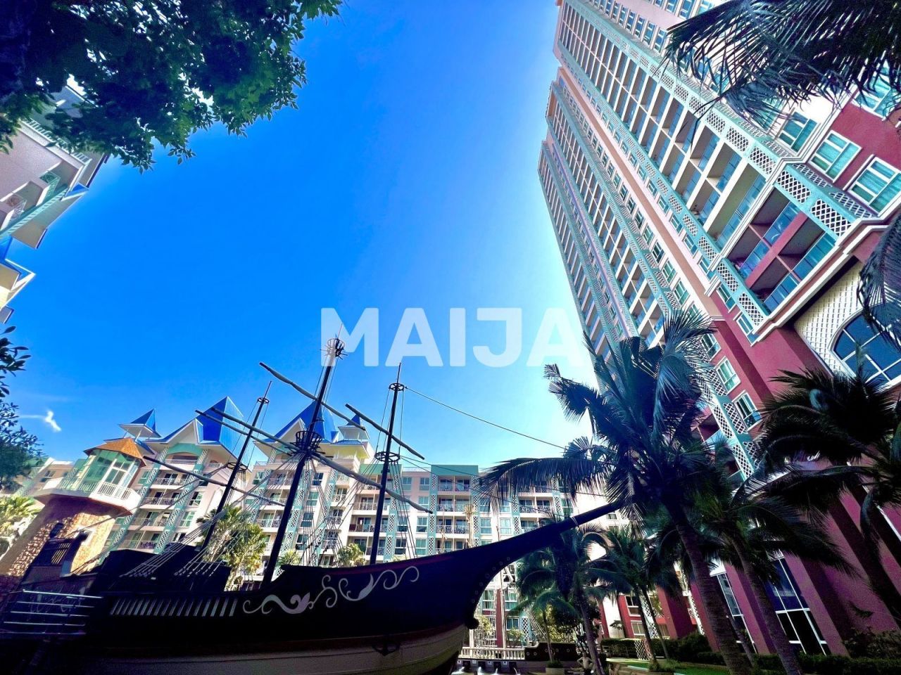 Apartment in Pattaya, Thailand, 72 m² - picture 1