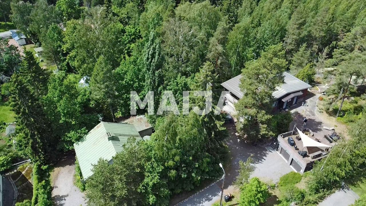 Land in Vantaa, Finland, 1 004 m² - picture 1