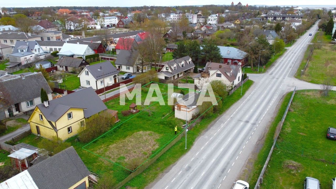 Grundstück in Kuressaare, Estland, 745 m² - Foto 1
