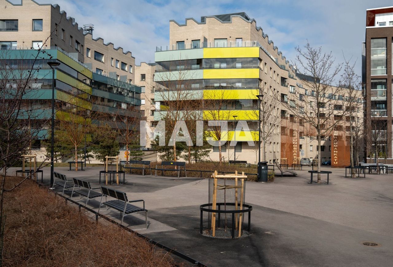 Apartment in Helsinki, Finland, 70.5 m² - picture 1