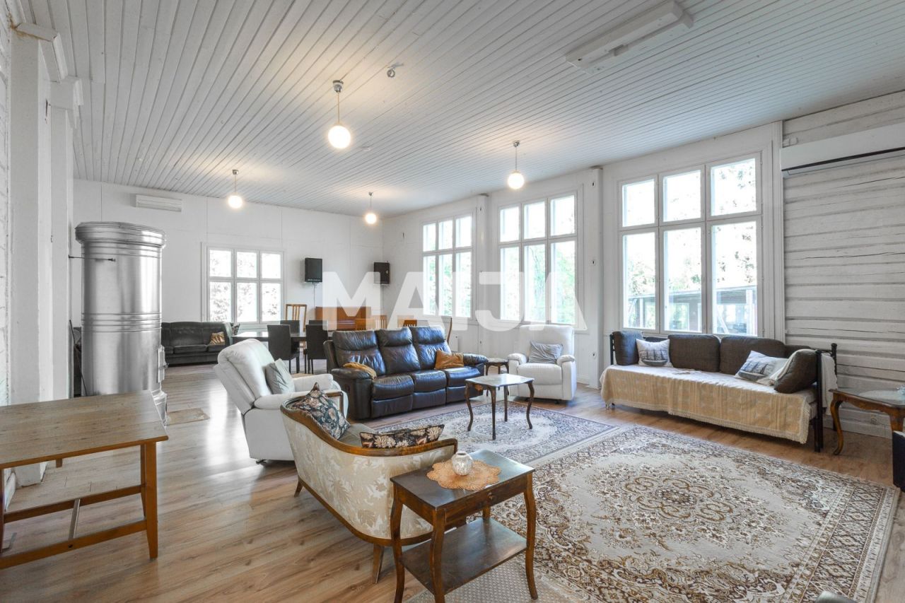 Maison à Kotka, Finlande, 371 m² - image 3