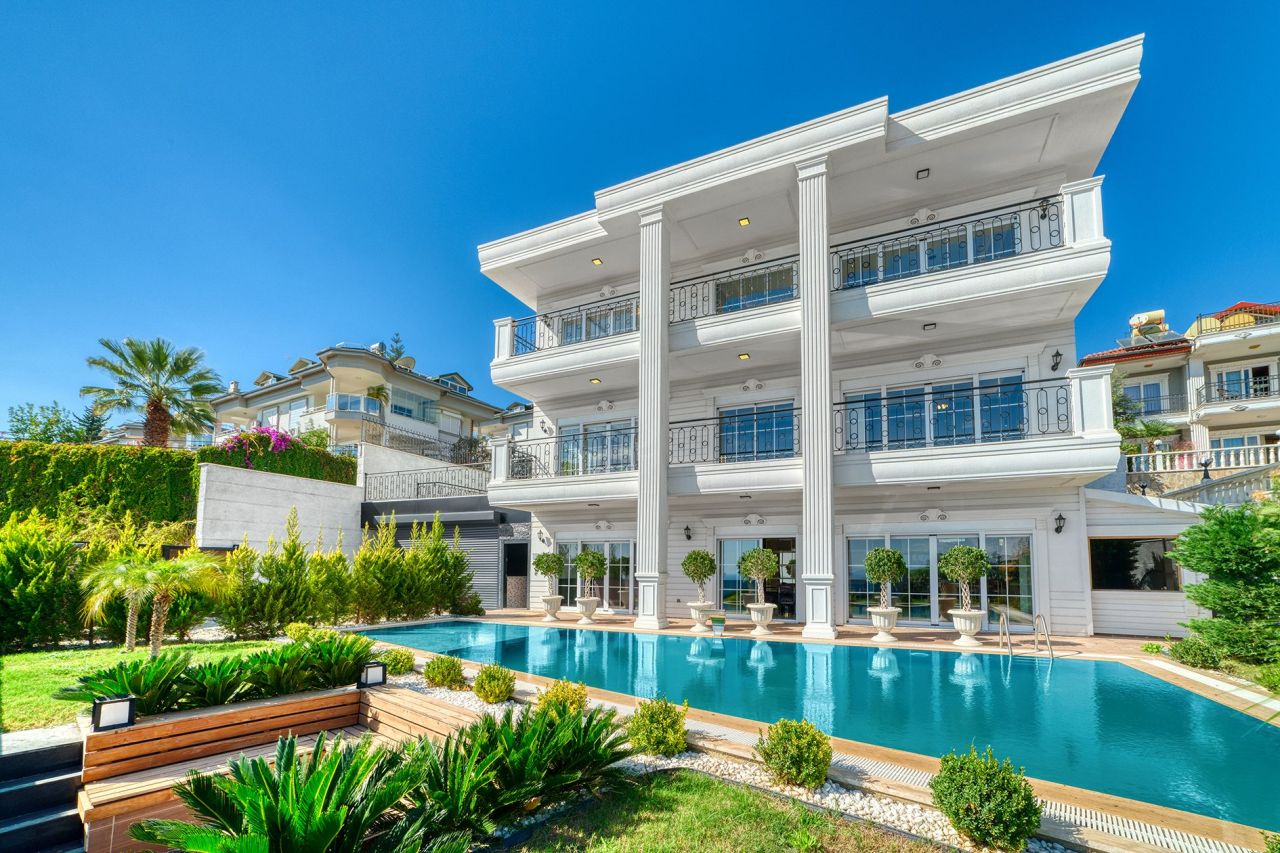 Villa in Alanya, Turkey, 350 m² - picture 1