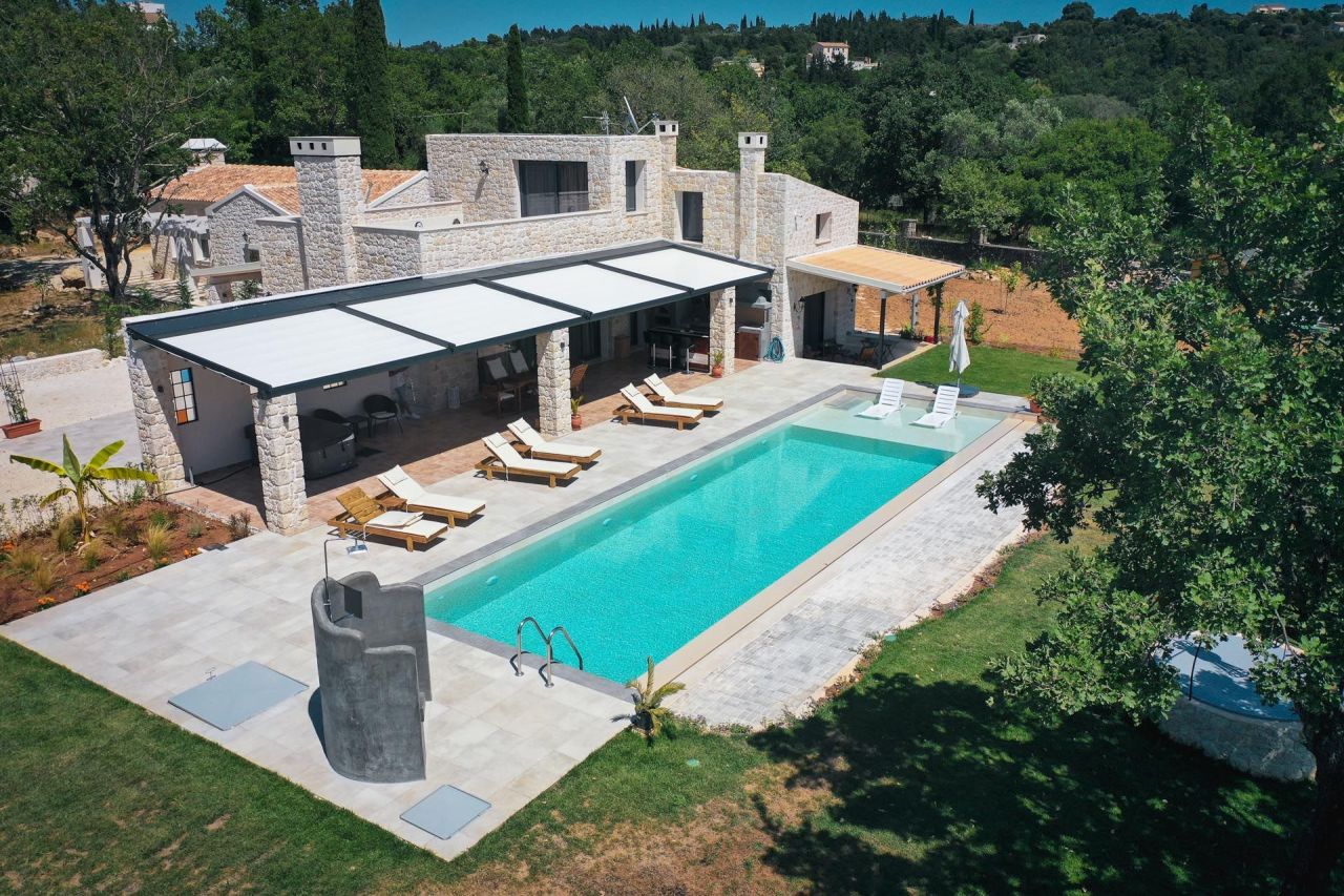 Villa sur Corfou, Grèce, 200 m² - image 1