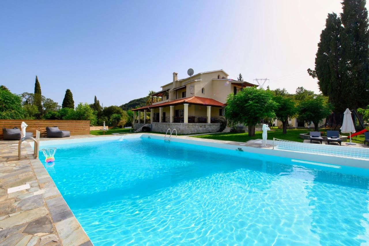 Villa sur Corfou, Grèce, 457 m² - image 3