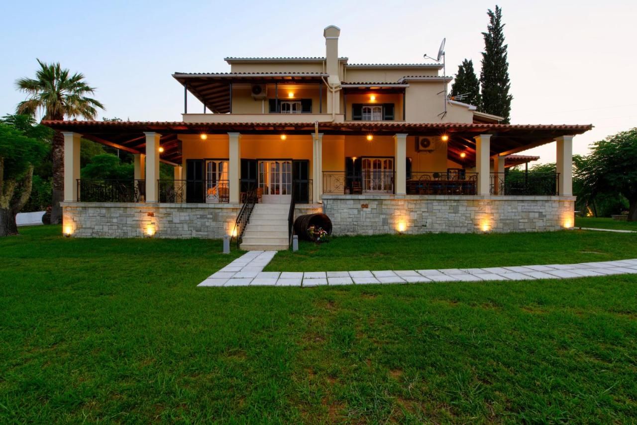 Villa sur Corfou, Grèce, 457 m² - image 2