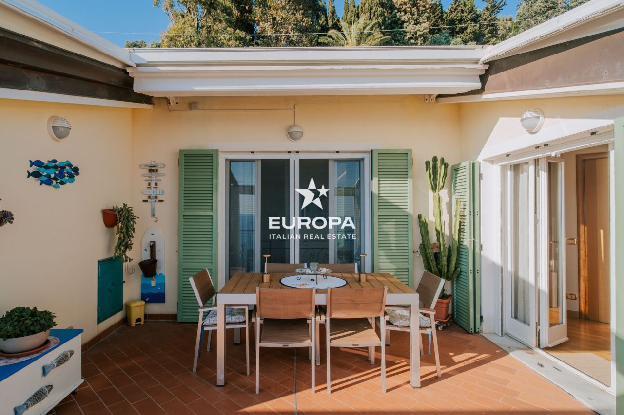 Ático en Ospedaletti, Italia, 148 m² - imagen 6